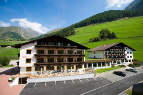 Berghotel Tyrol Senales